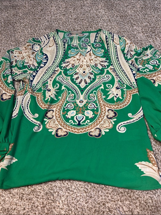 Belle by Kim Gravel Tops - Belle by Kim Gravel Green Paisley-Print Blouse with Cream & Navy Accents
